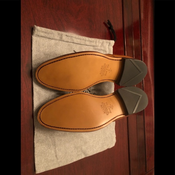 Allen Edmonds Fifth Avenue | Walnut Size 9D - Picture 2 of 6